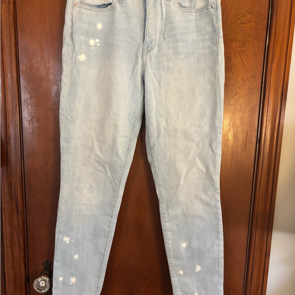 Gap Light Wash Bleach Distressed High Rise Jeans size 10
